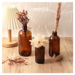 NWT 🤎 Amber Glass Bottle Set